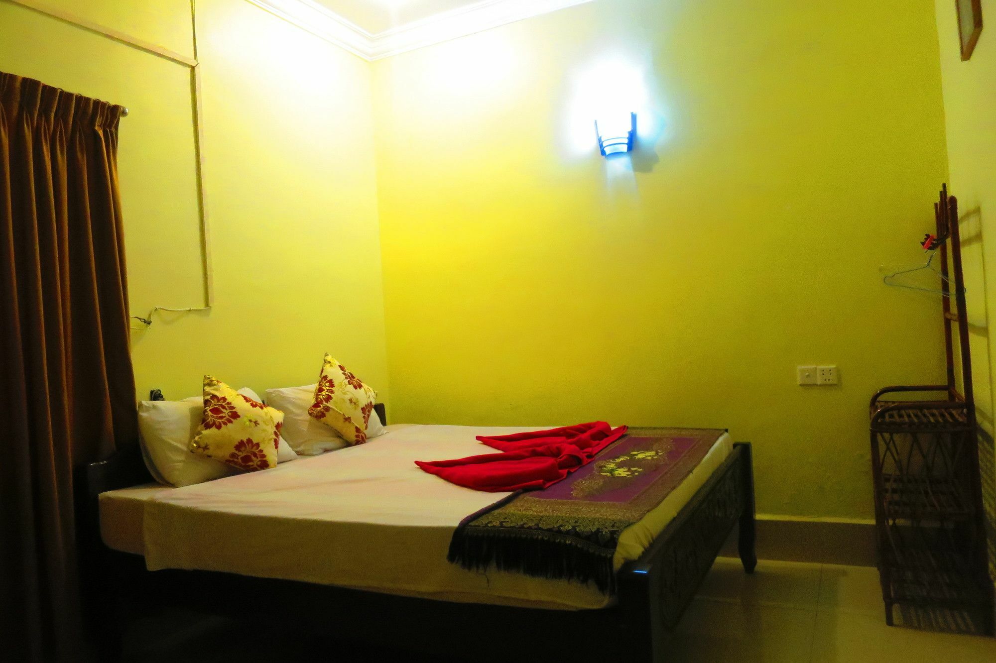 Kampot Guesthouse מראה חיצוני תמונה