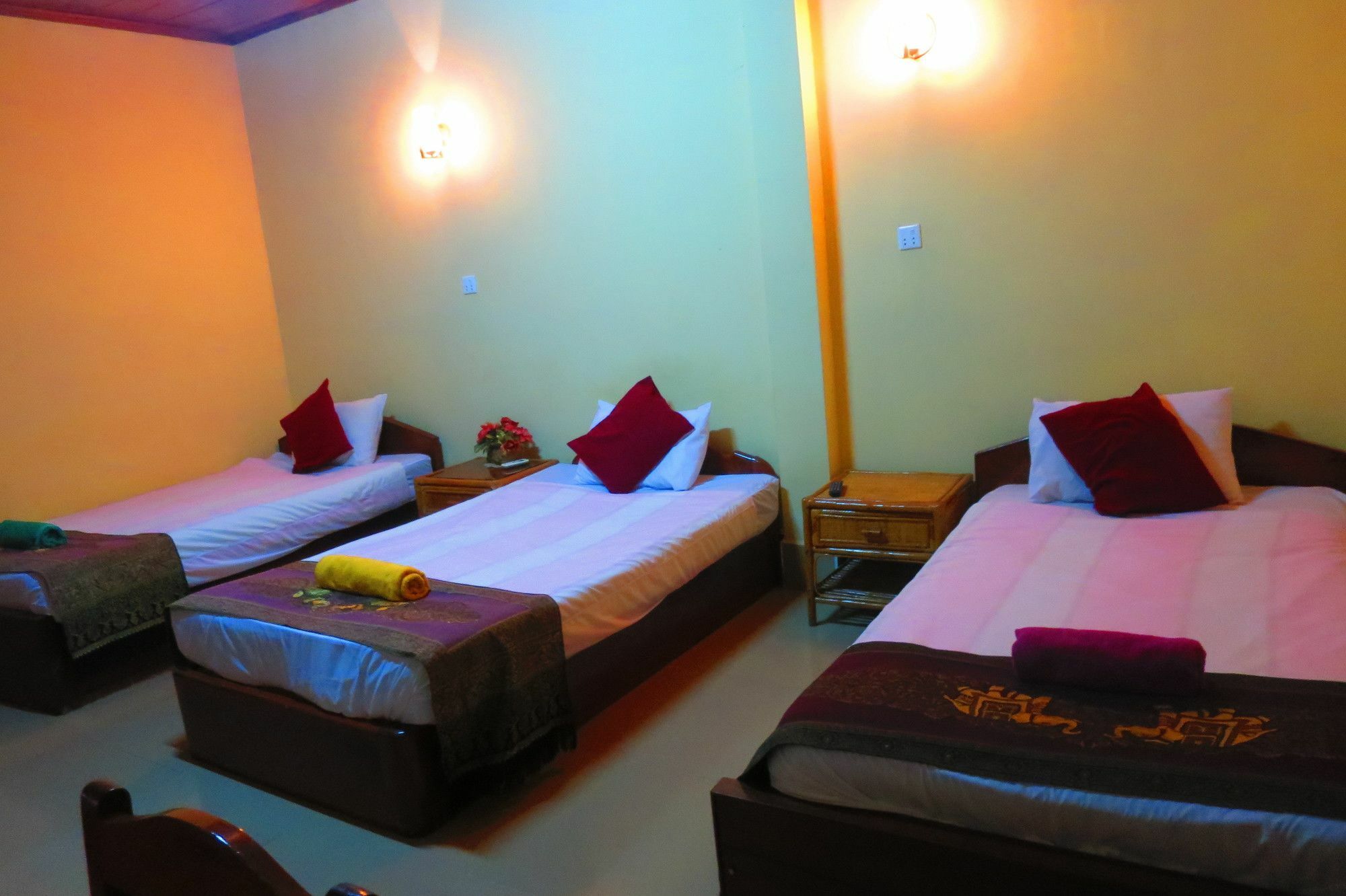Kampot Guesthouse מראה חיצוני תמונה